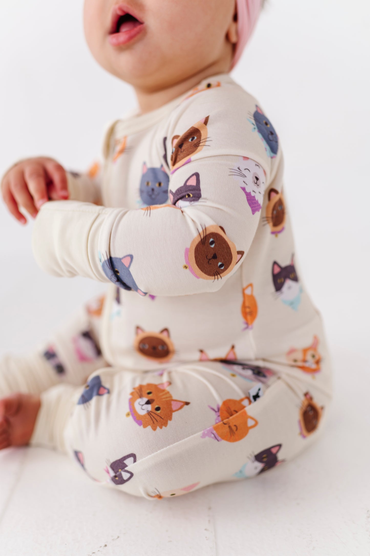 Just Kitten Around Convertible Footies