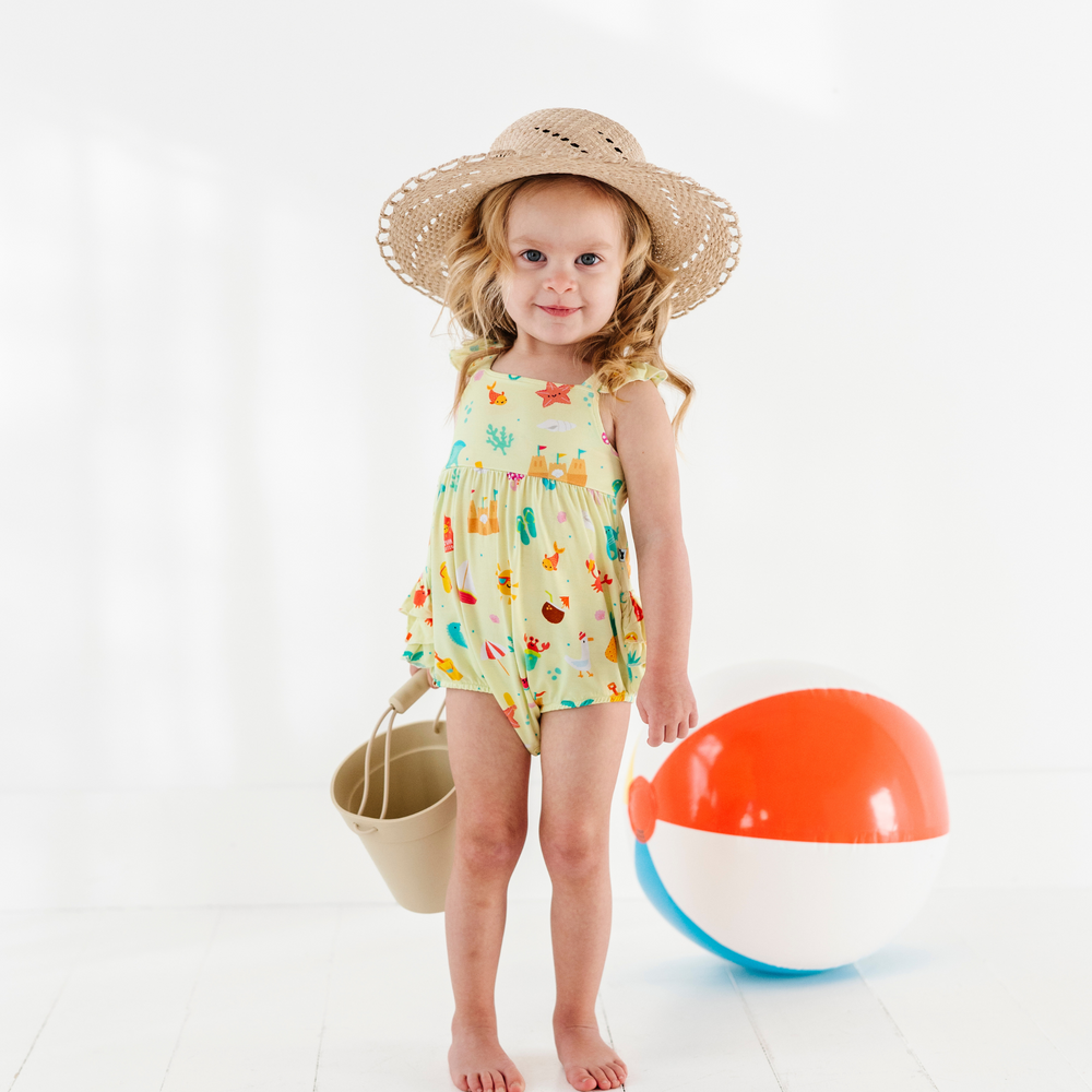 
                      
                        Baby in Beach Romper Kiki Lulu
                      
                    