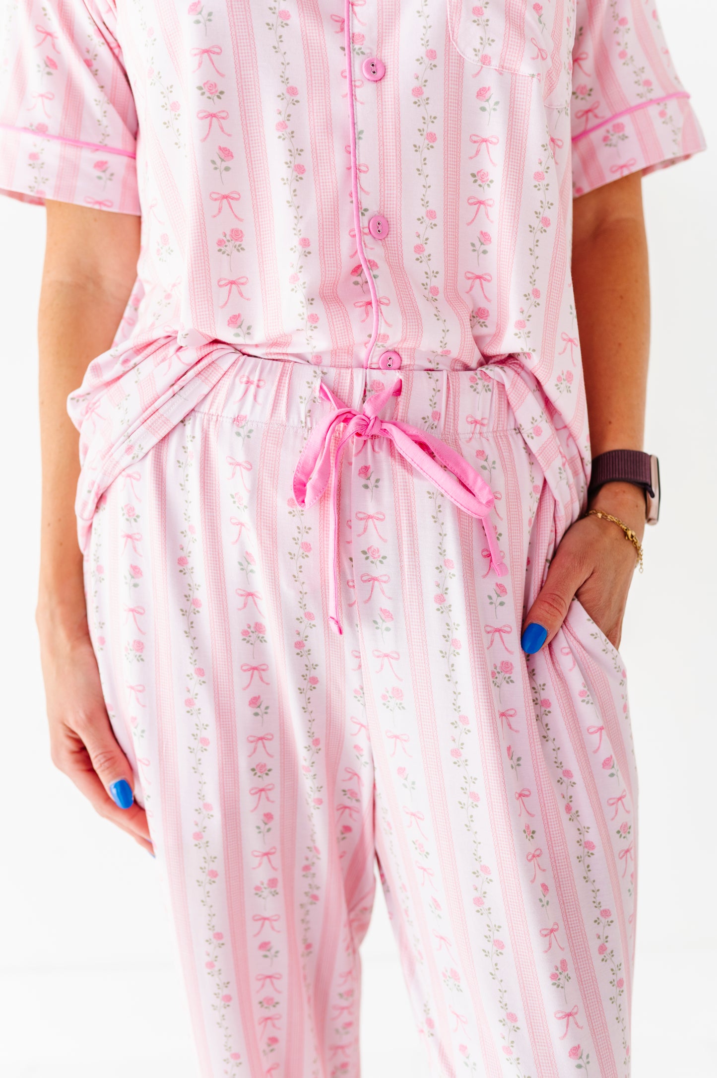 Everything's Coming Up Roses Women's Luxe Lounge